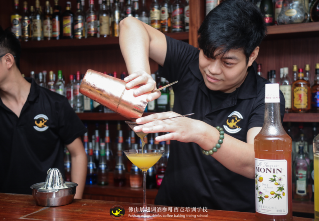 調(diào)酒師如何讓身邊人了解飲酒文化？